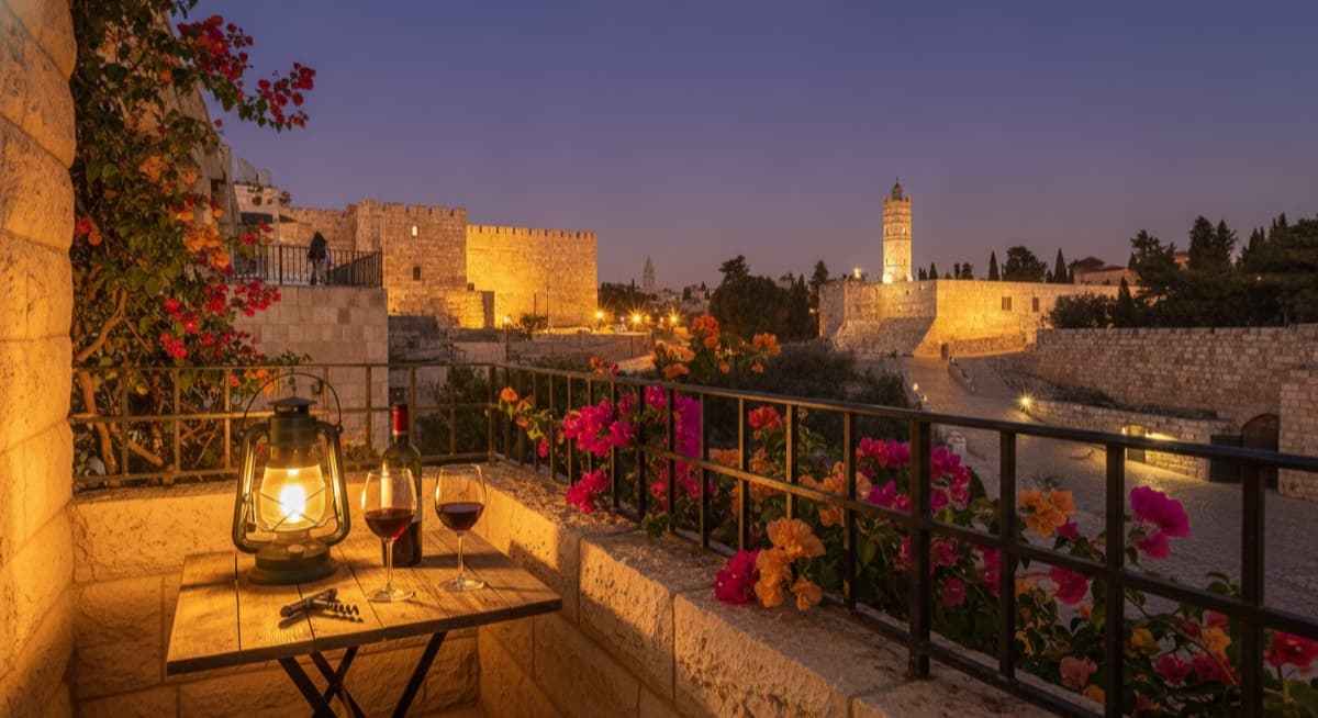 A Last-Minute Night in Jerusalem