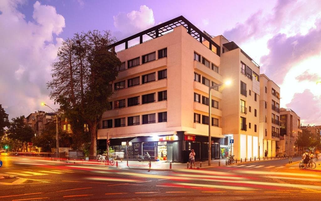 Iconic Hotel - Echo Hotels