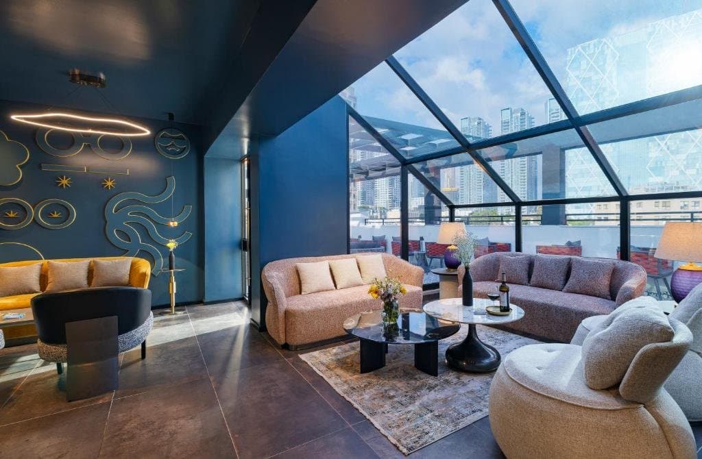 Iconic Hotel - Echo Hotels