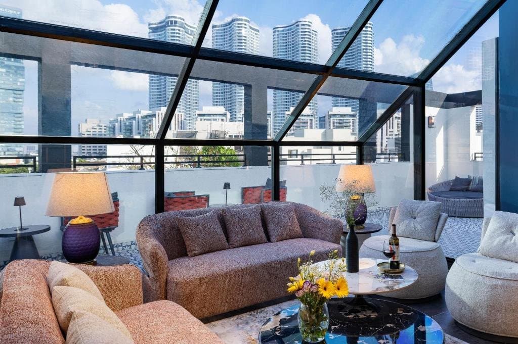 Iconic Hotel - Echo Hotels
