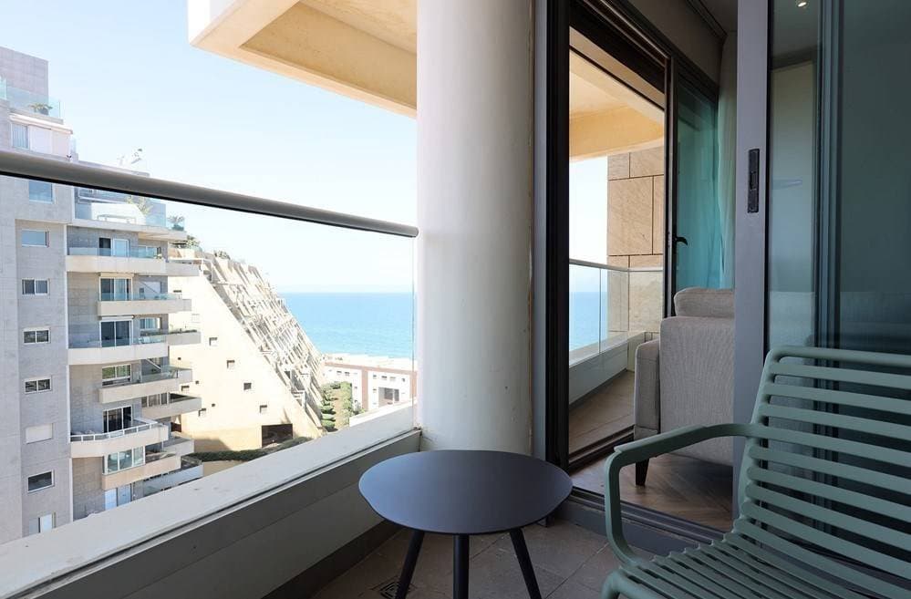 Play Hatzuk Beach Hotel - Play Hotels