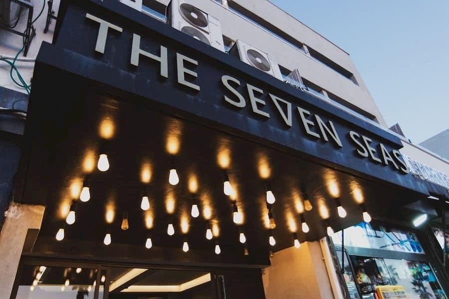 מלון The Seven Seas תל אביב