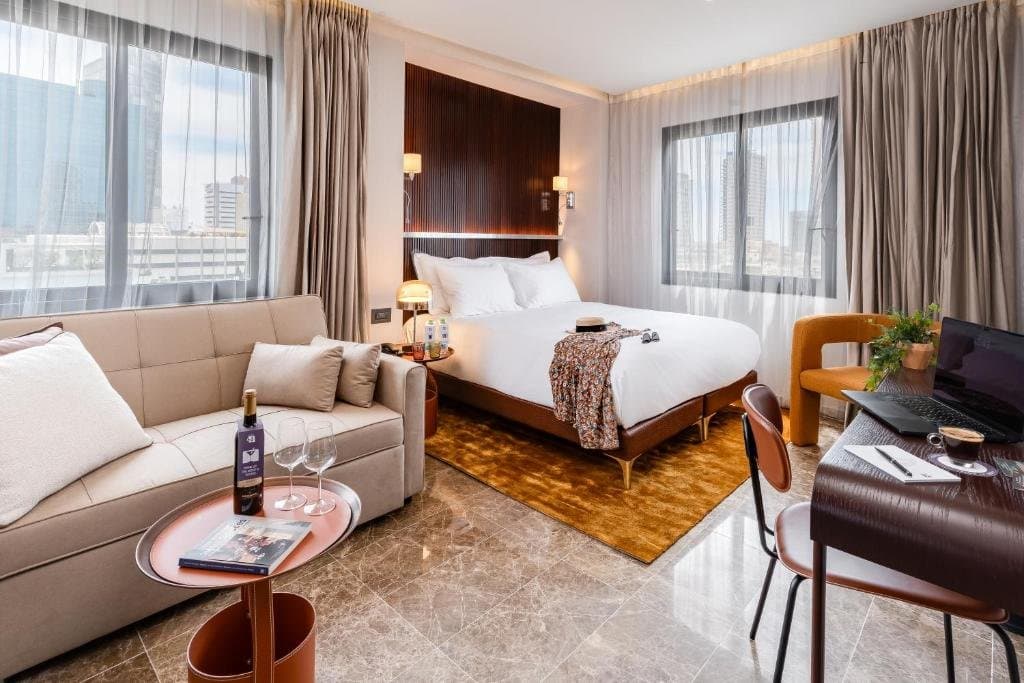 Pyuri 41 Hotel - Adam Hotels
