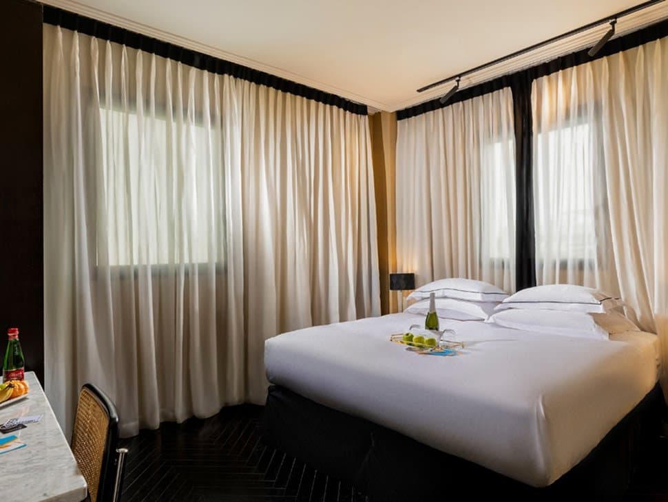 Brown Beach House Hotel - Brown Hotels