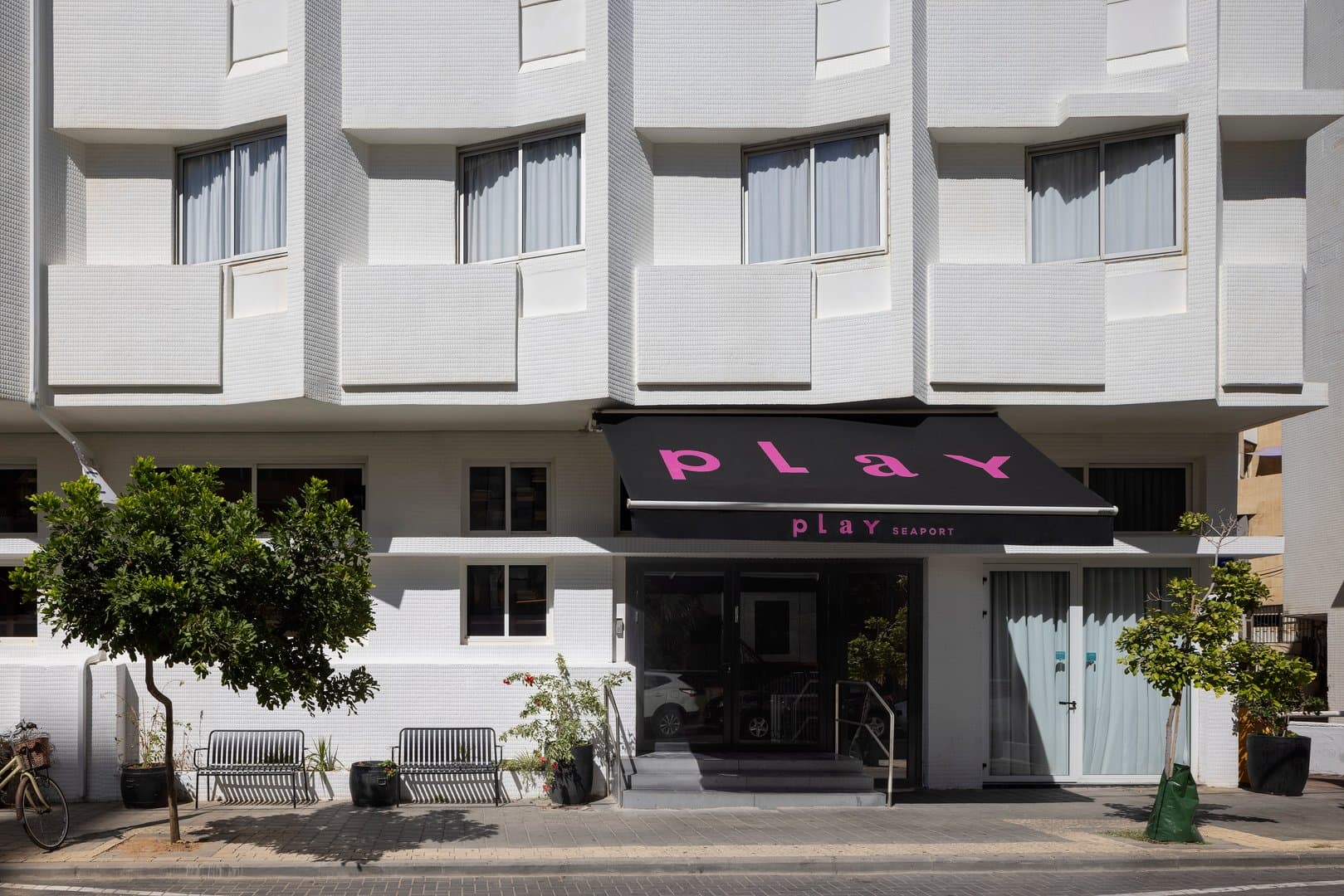 Sea Port Hotel - Play Hotels