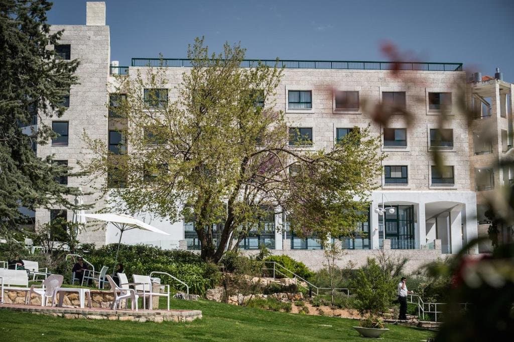 Yaarim Hotel